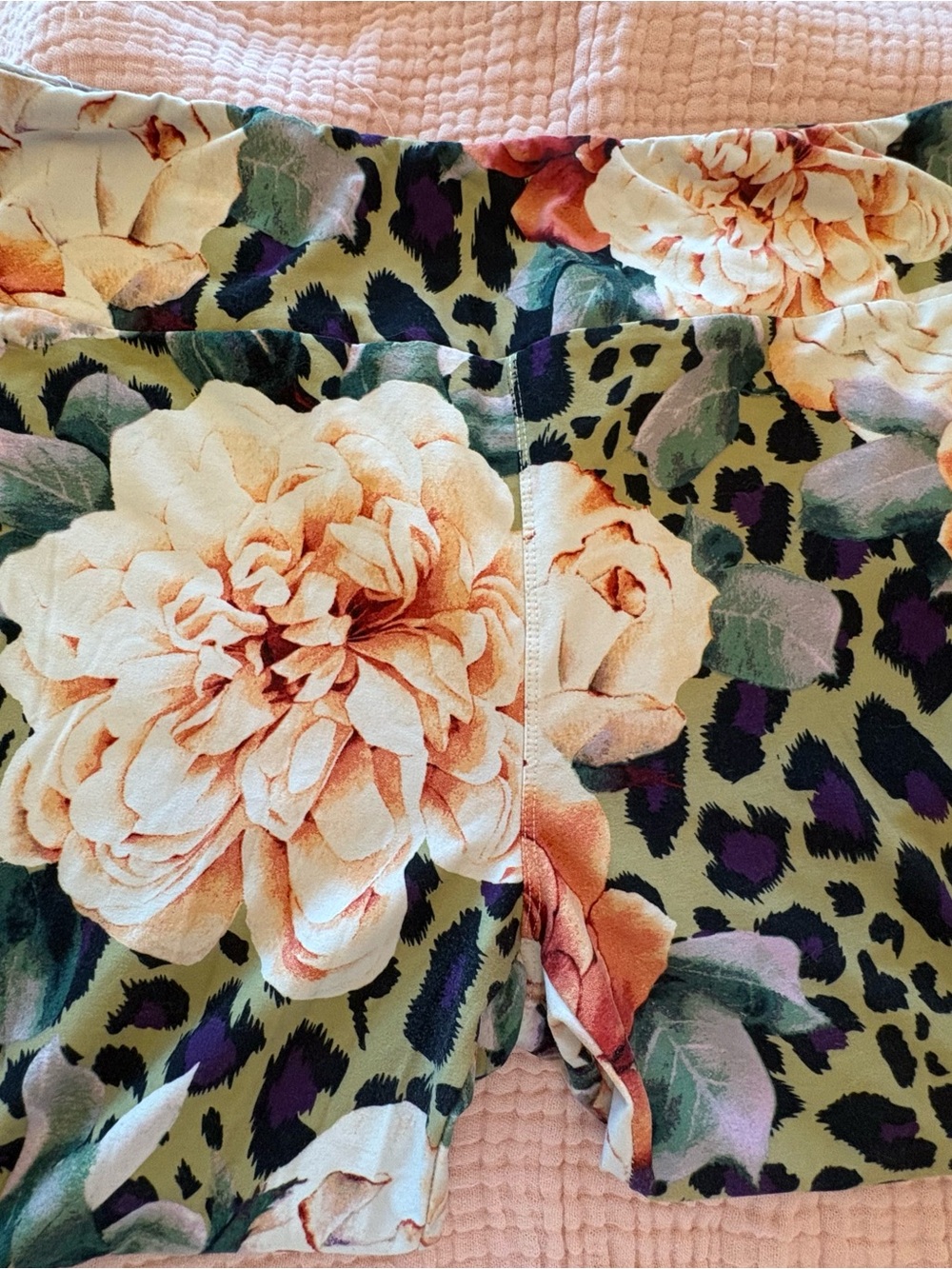 LuLaRoe Floral & Animal Print Green, Purple, Black, size TC fits large to xl - Picture 4 of 4